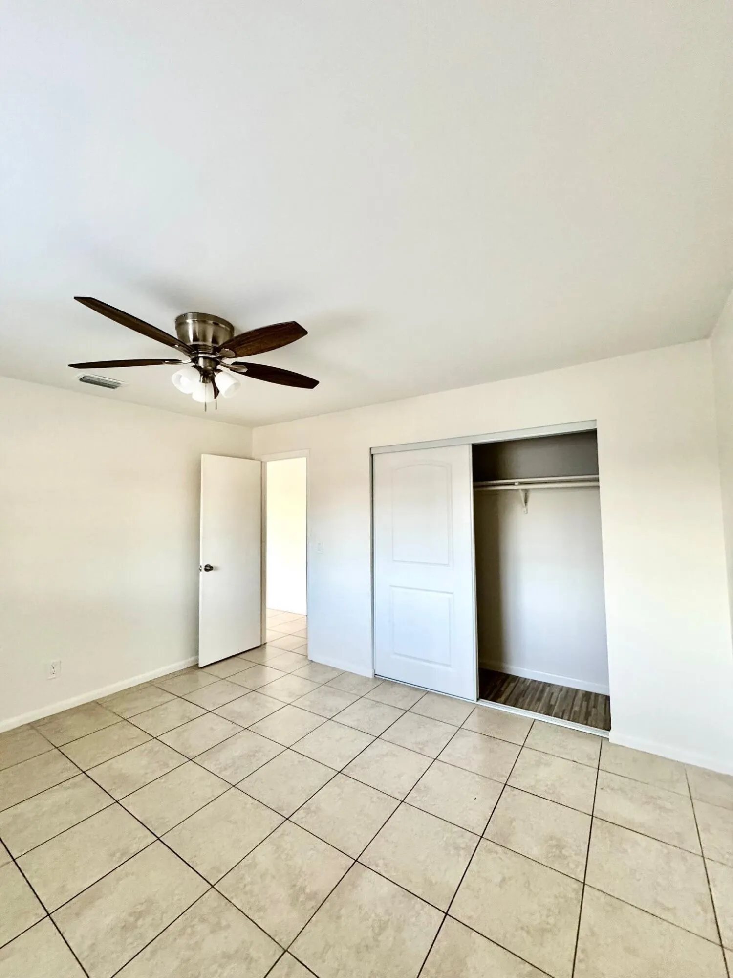 5549 Papaya Road