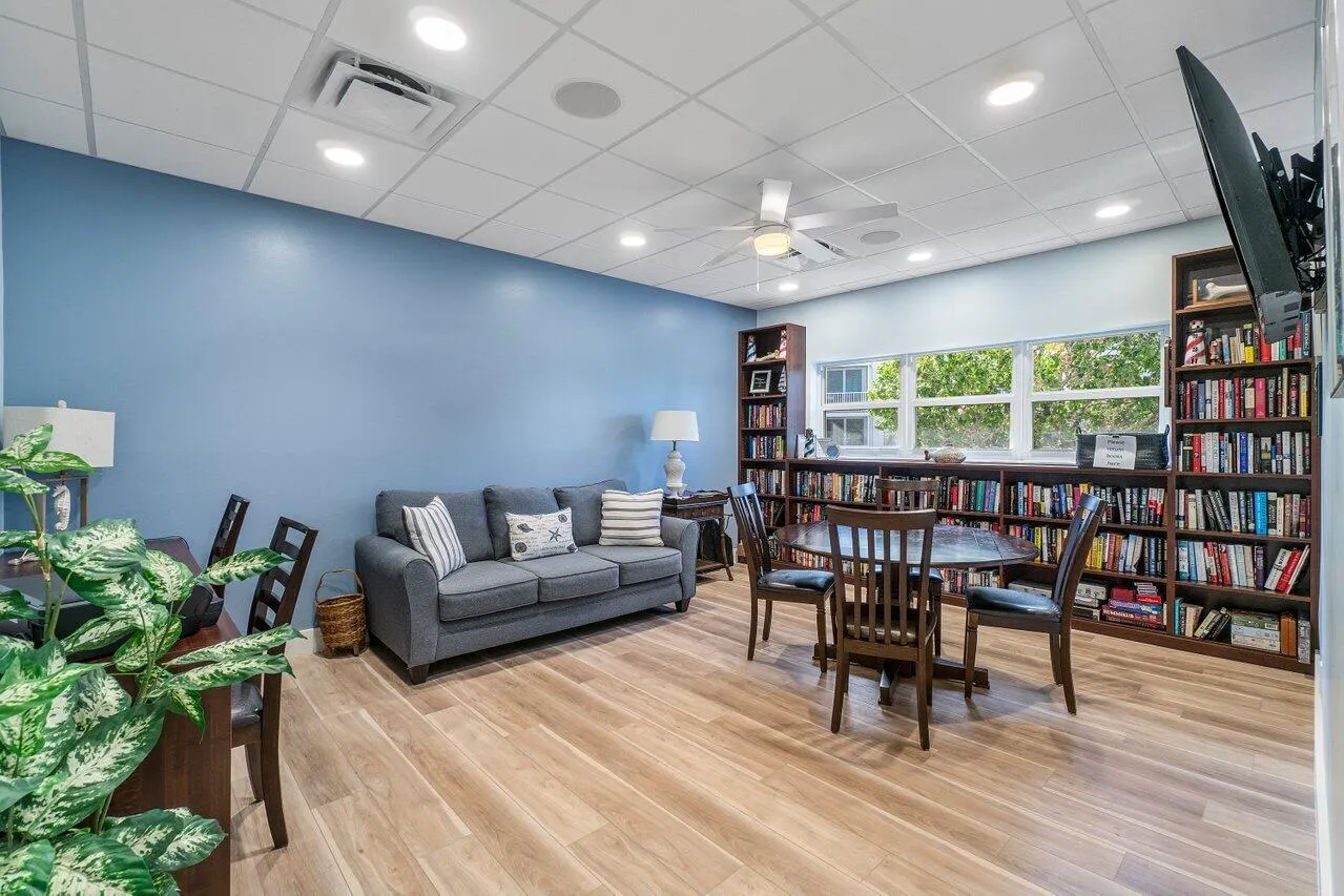930 DOGWOOD Drive #457