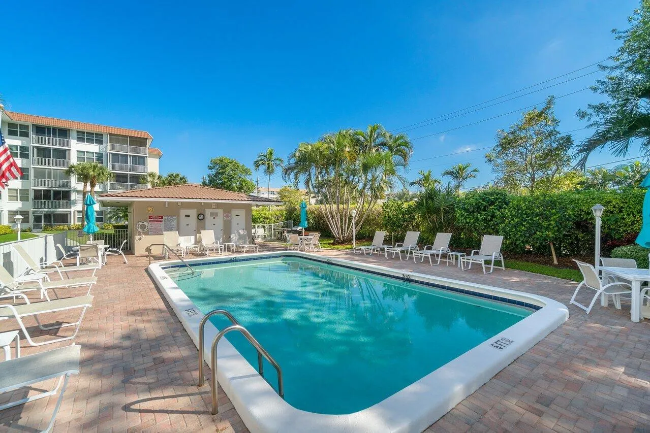 930 DOGWOOD Drive #457