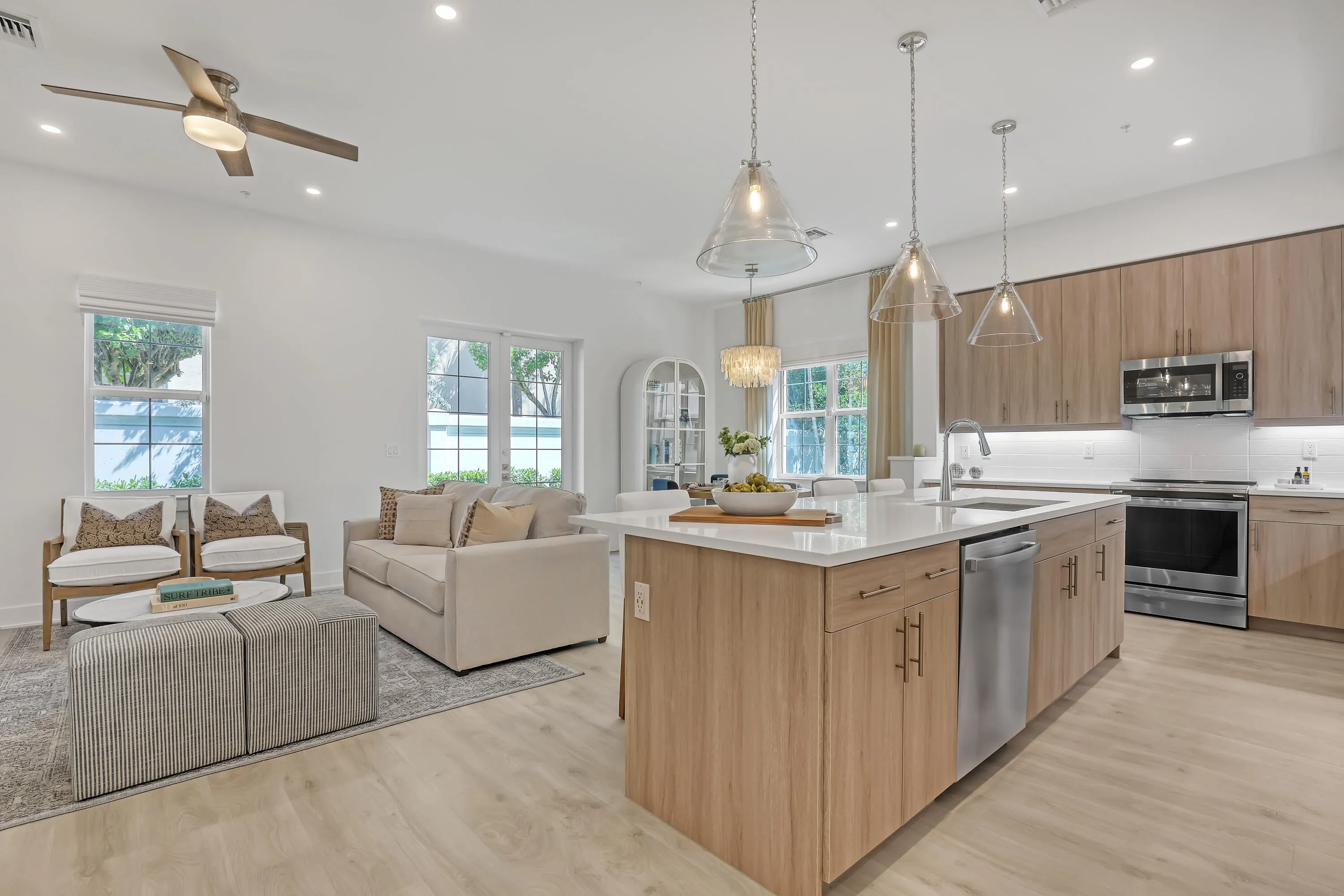107 ROYAL PALM Circle #107