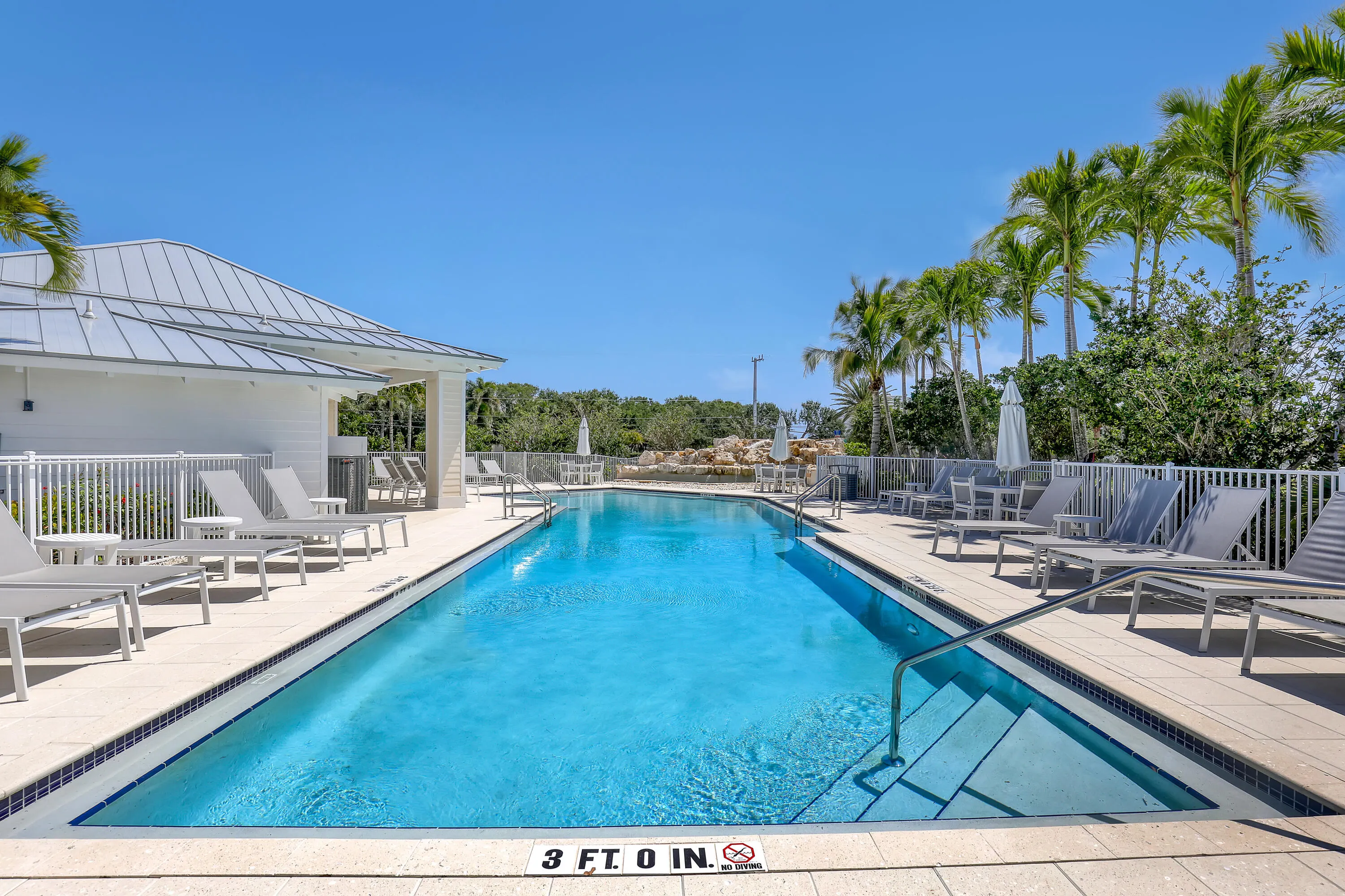 107 ROYAL PALM Circle #107