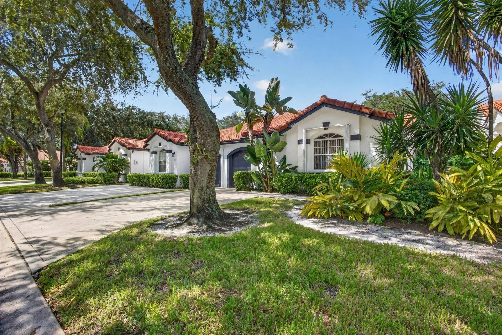 18413 Via Di Verona
