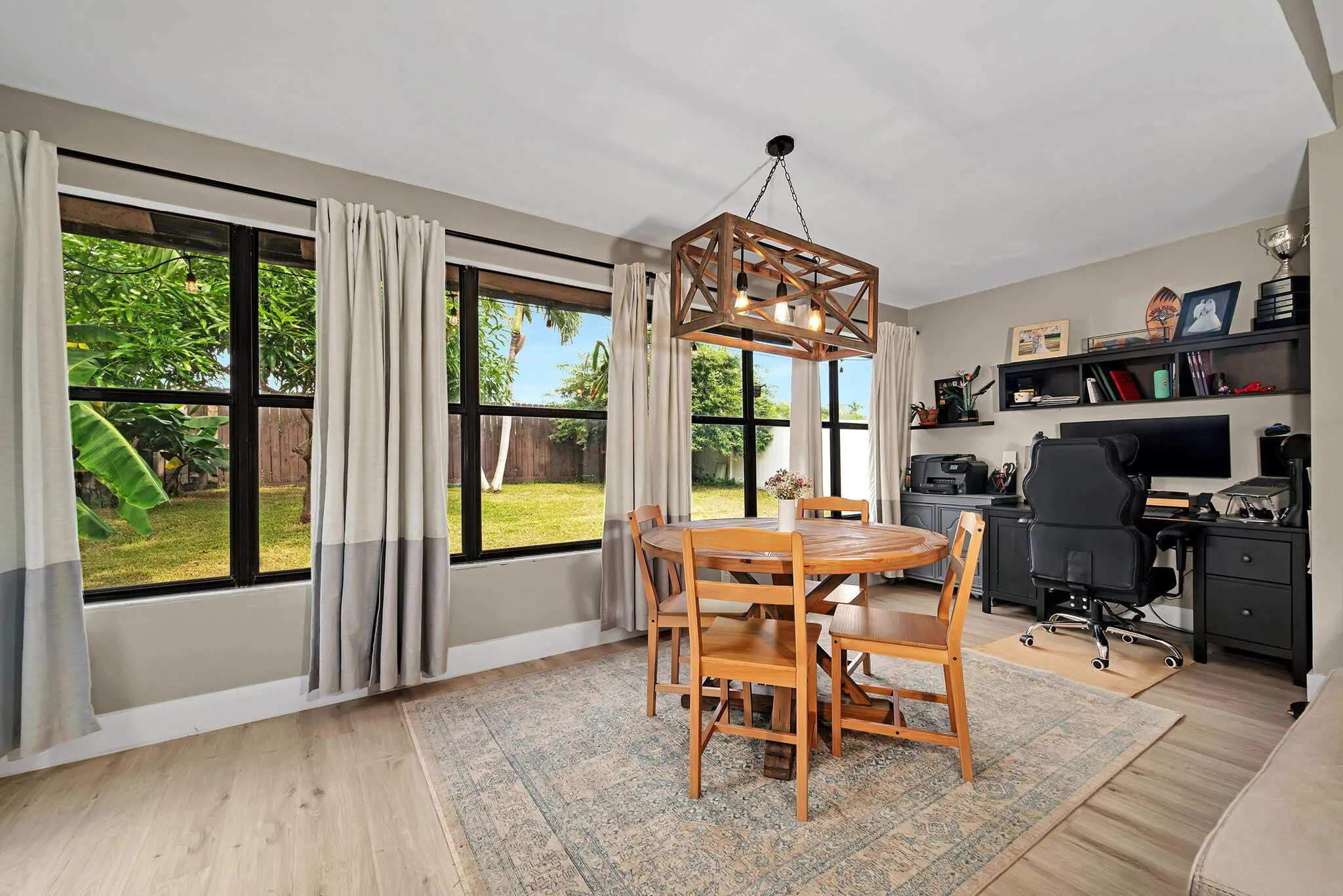 2815 SW 2ND Street