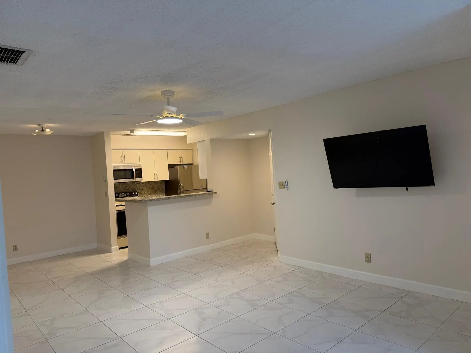 2926 S UNIVERSITY Drive #6105