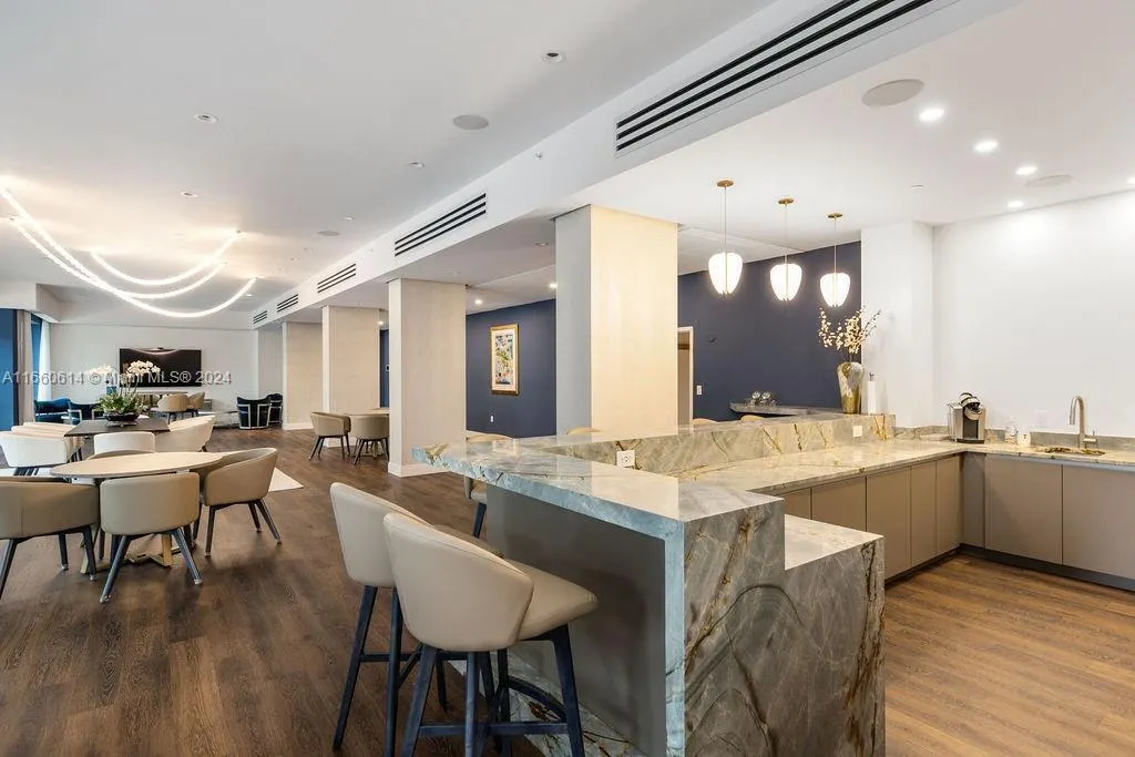 4001 N OCEAN Boulevard #1606
