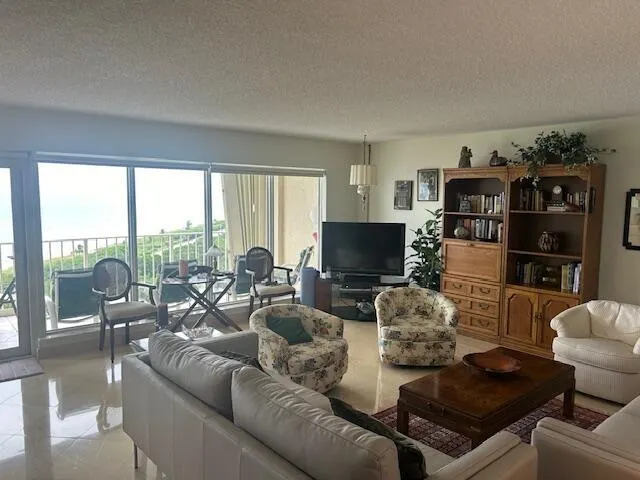 4001 N OCEAN Boulevard #1606