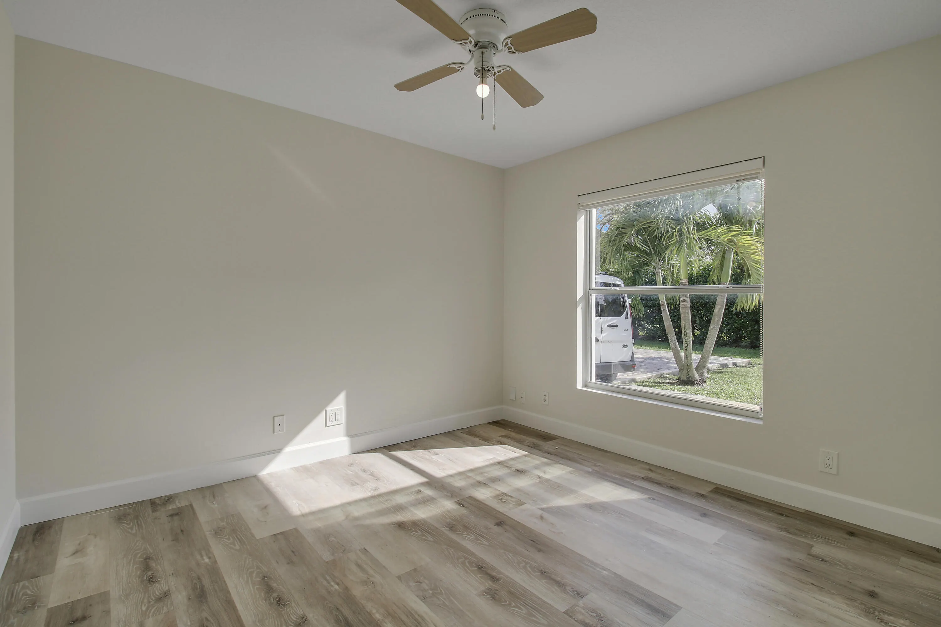 17998 43rd Road N