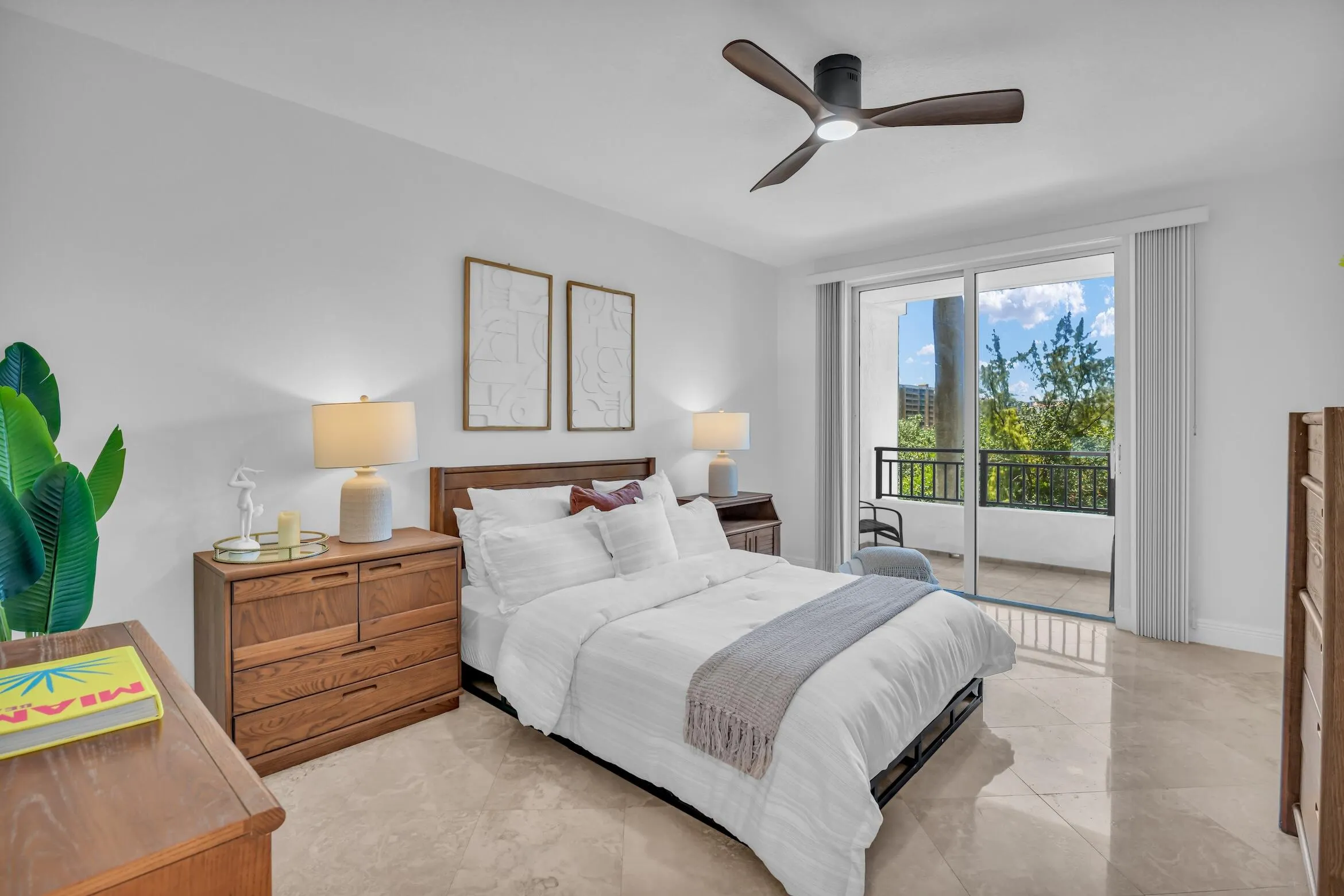 2880 NE 14TH ST Causeway #213