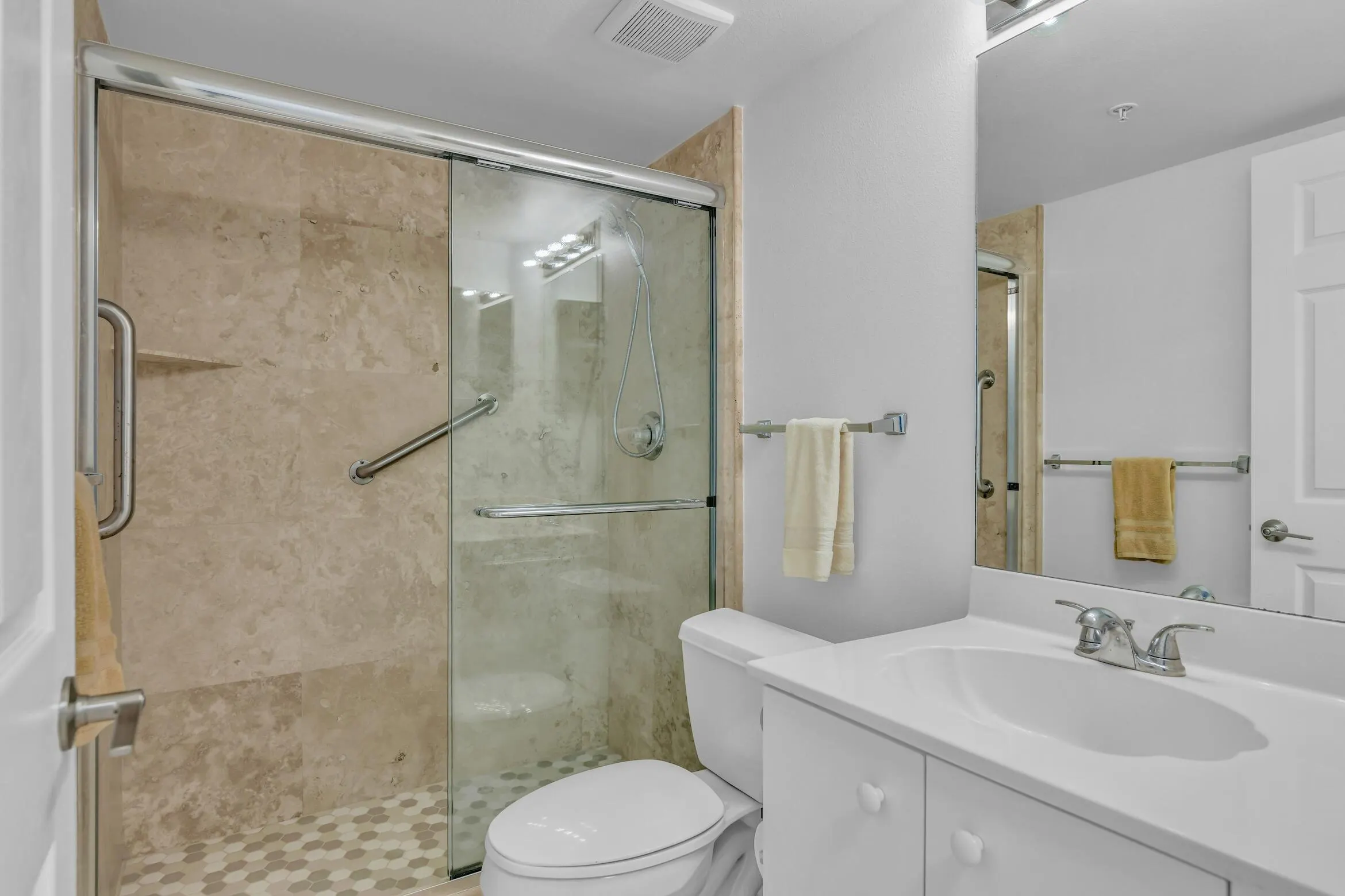 2880 NE 14TH ST Causeway #213