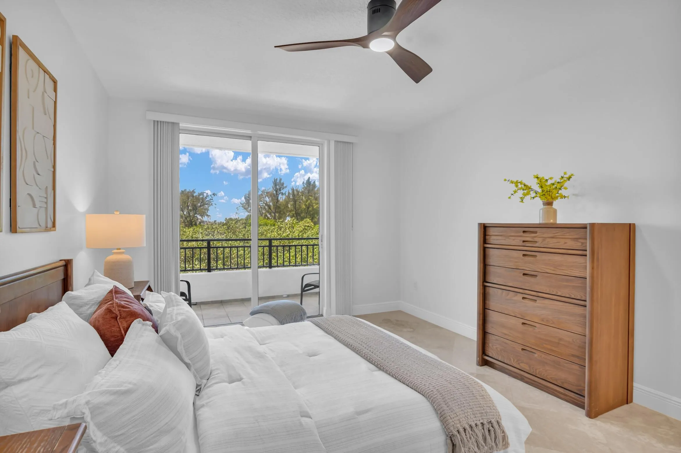 2880 NE 14TH ST Causeway #213