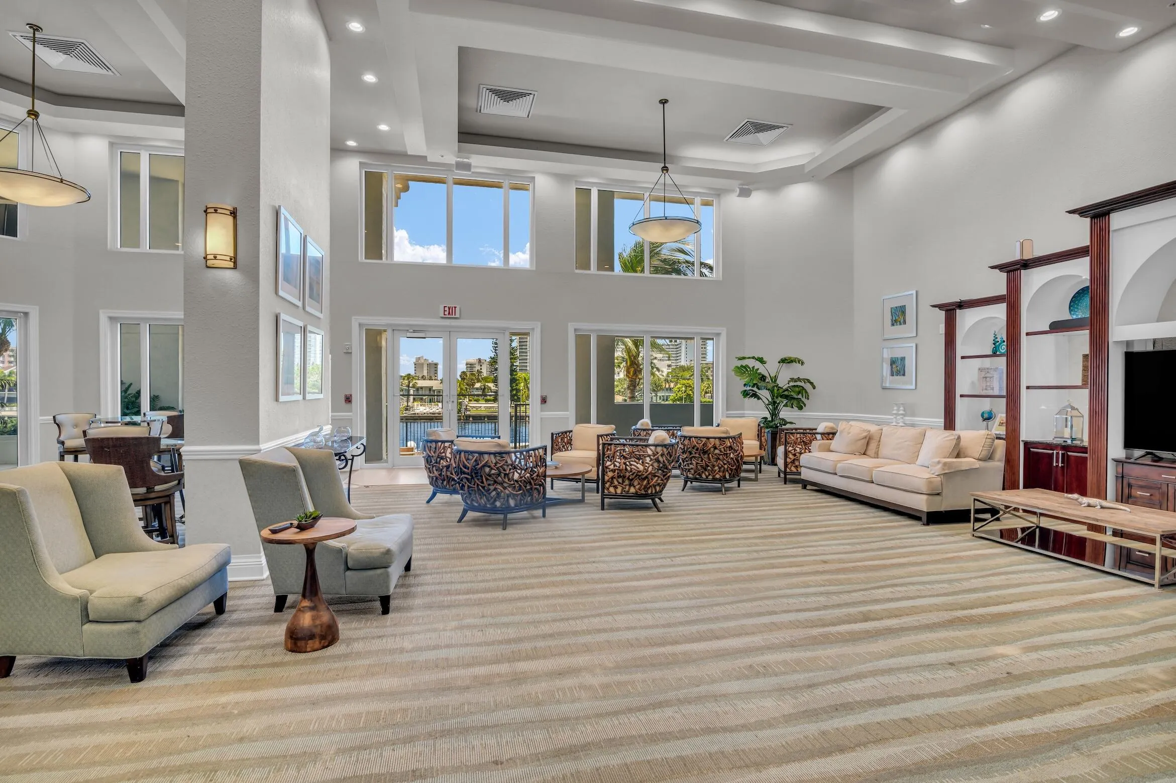 2880 NE 14TH ST Causeway #213