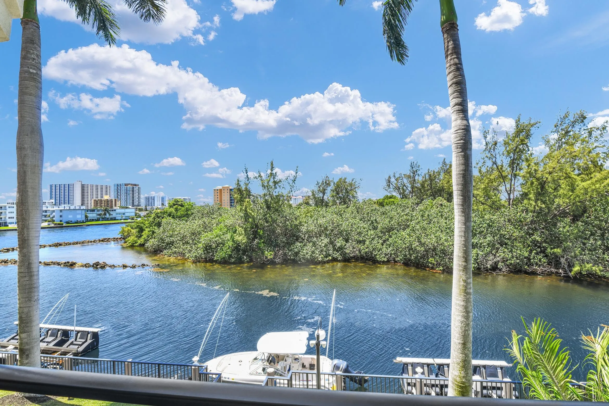 2880 NE 14TH ST Causeway #213