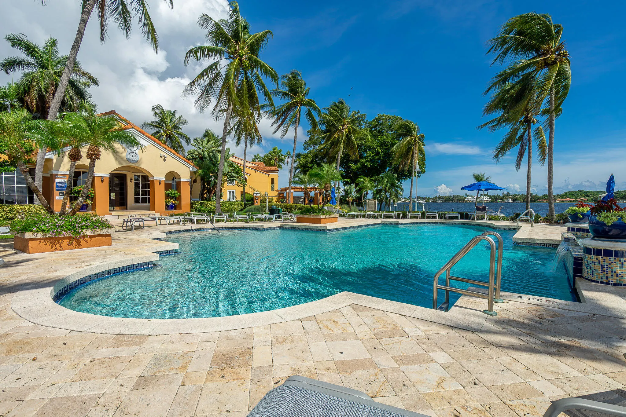145 YACHT CLUB Way #109