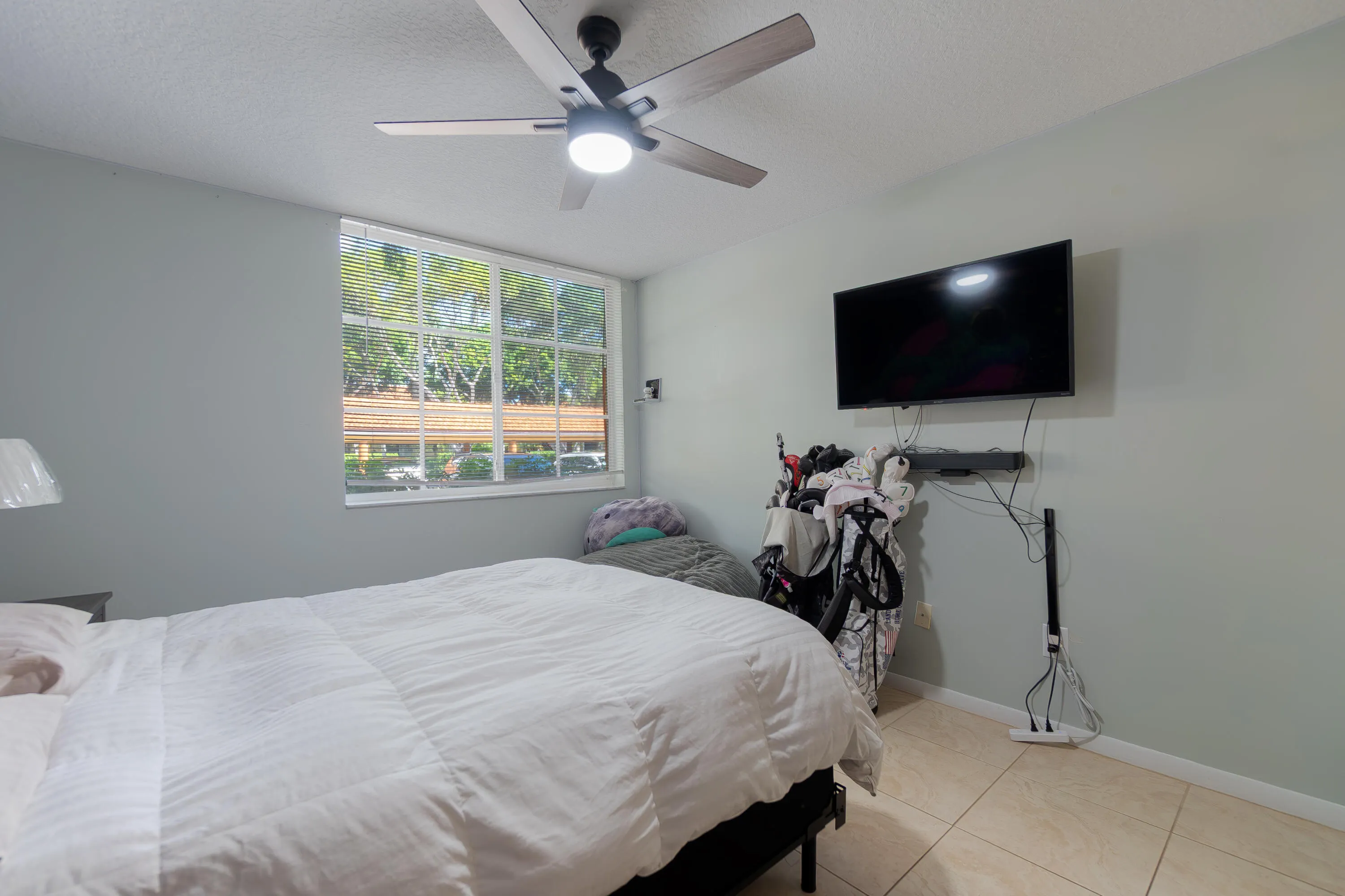 145 YACHT CLUB Way #109