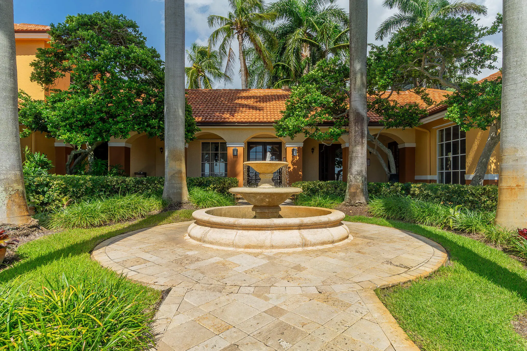 145 YACHT CLUB Way #109