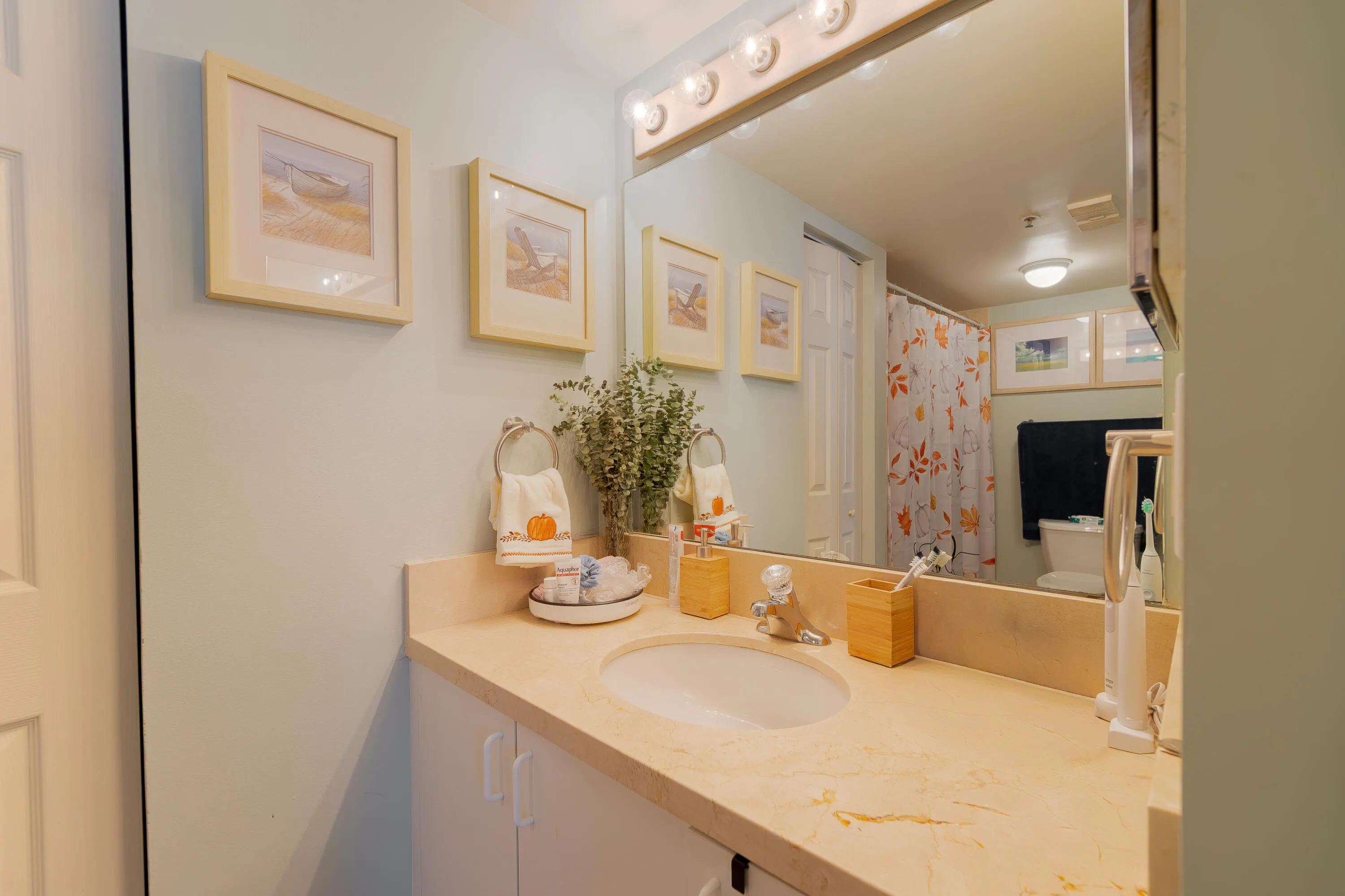 145 YACHT CLUB Way #109