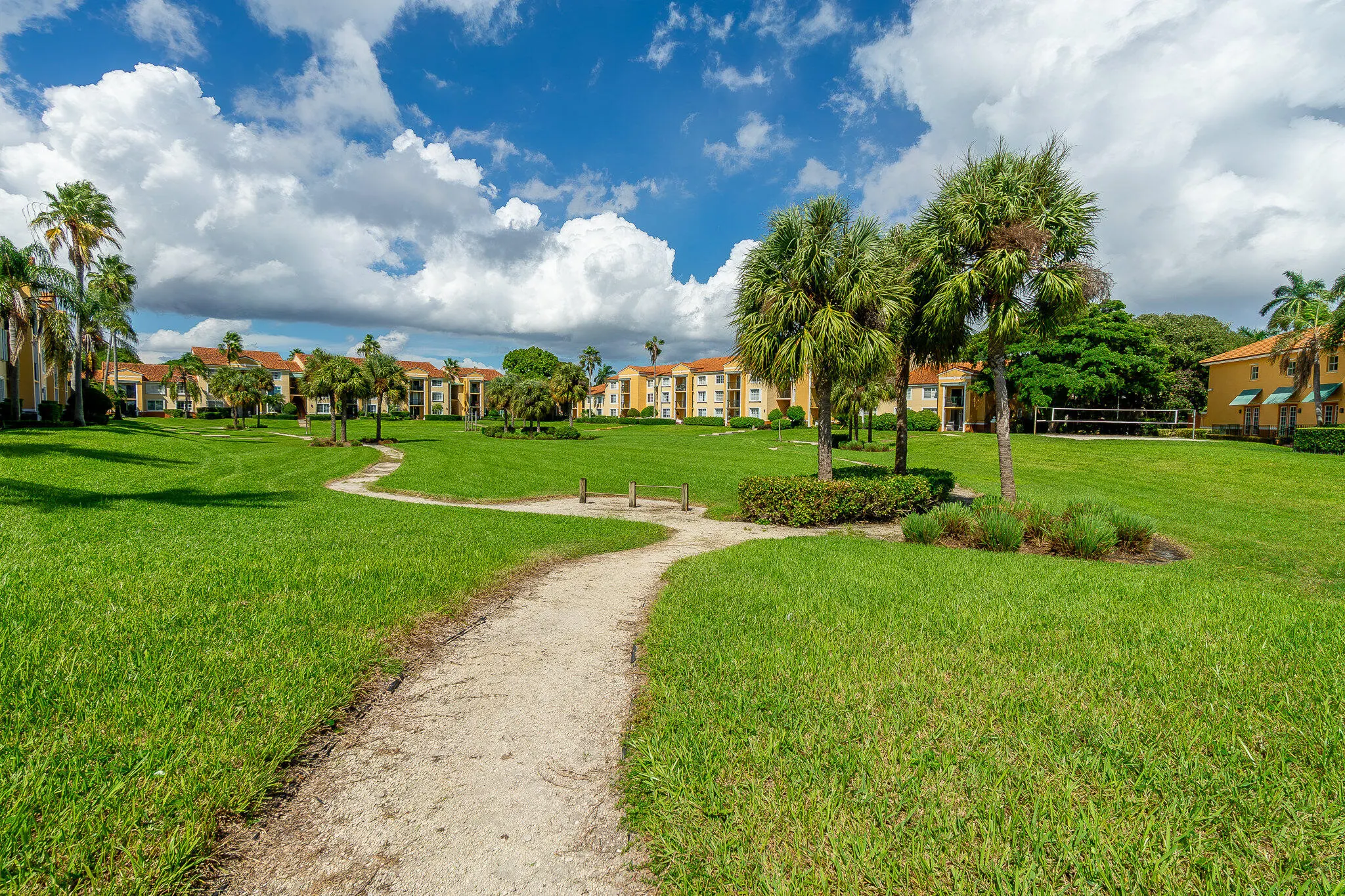 145 YACHT CLUB Way #109