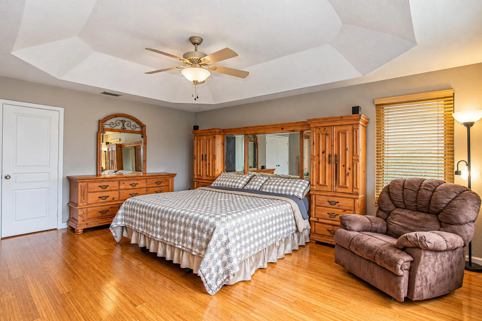 5018 Nautica Lake Circle