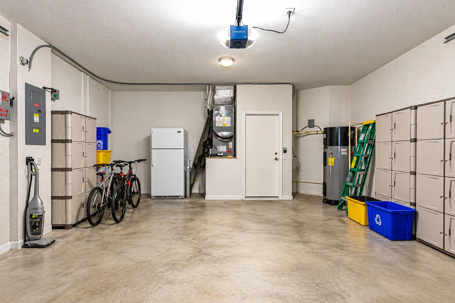 5018 Nautica Lake Circle
