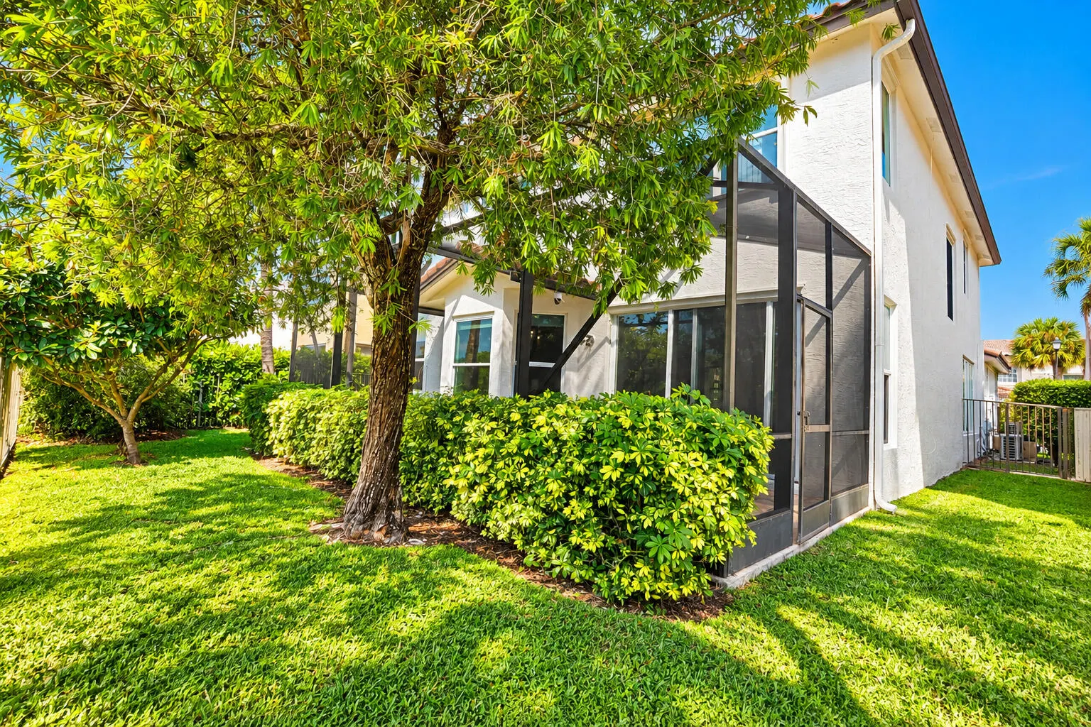 5018 Nautica Lake Circle