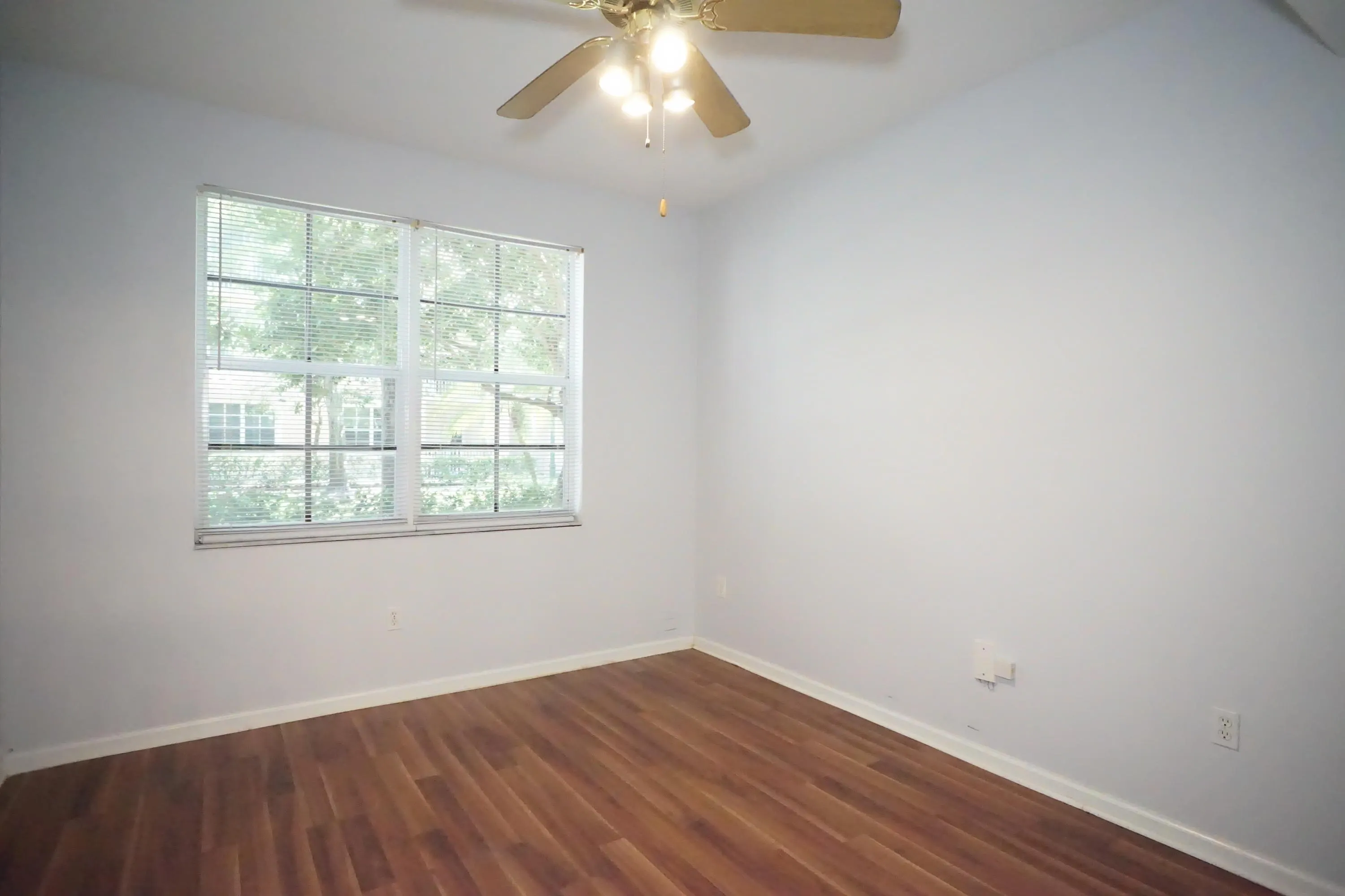 4784 Central Boulevard #15