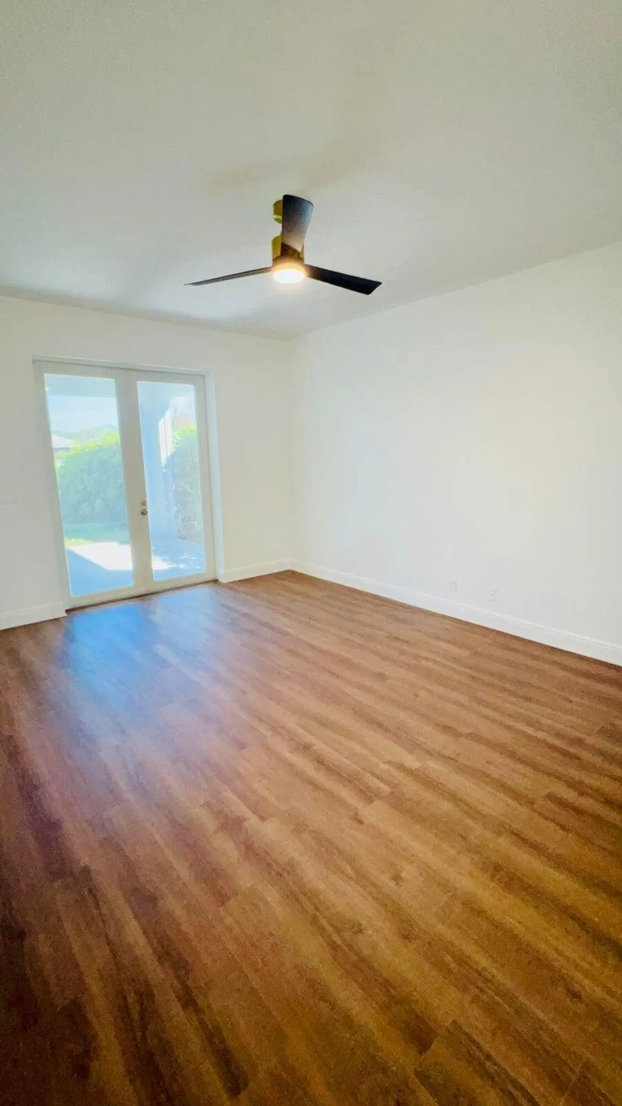 1196 Hatteras Circle
