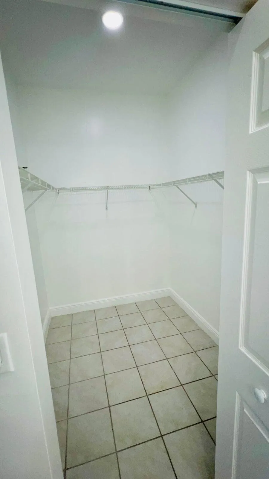 1196 Hatteras Circle
