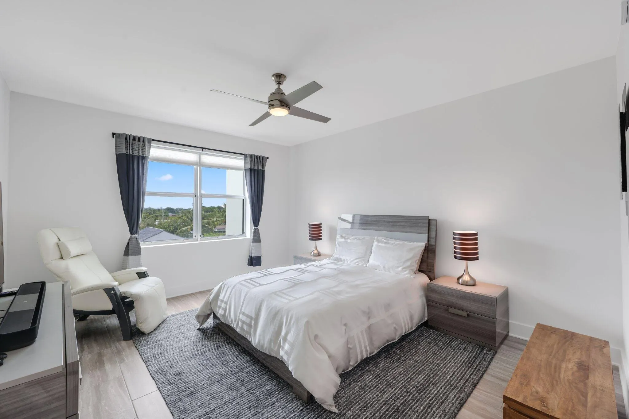 236 SE 5th Avenue #312