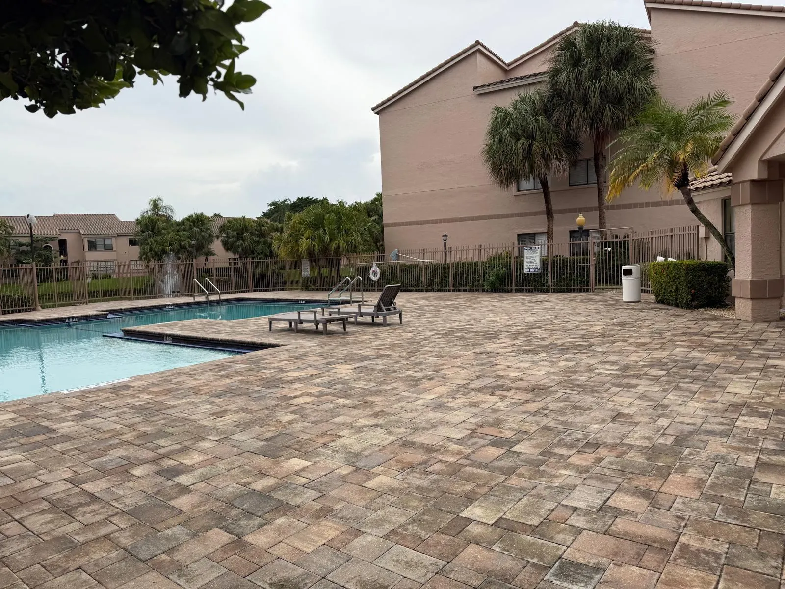 2926 S UNIVERSITY Drive #6105