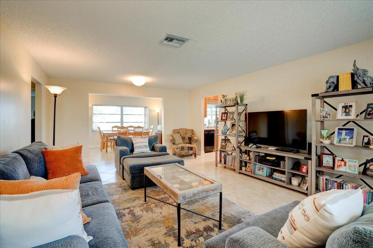 14315 AMAPOLA Drive