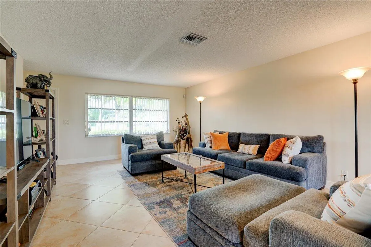 14315 AMAPOLA Drive