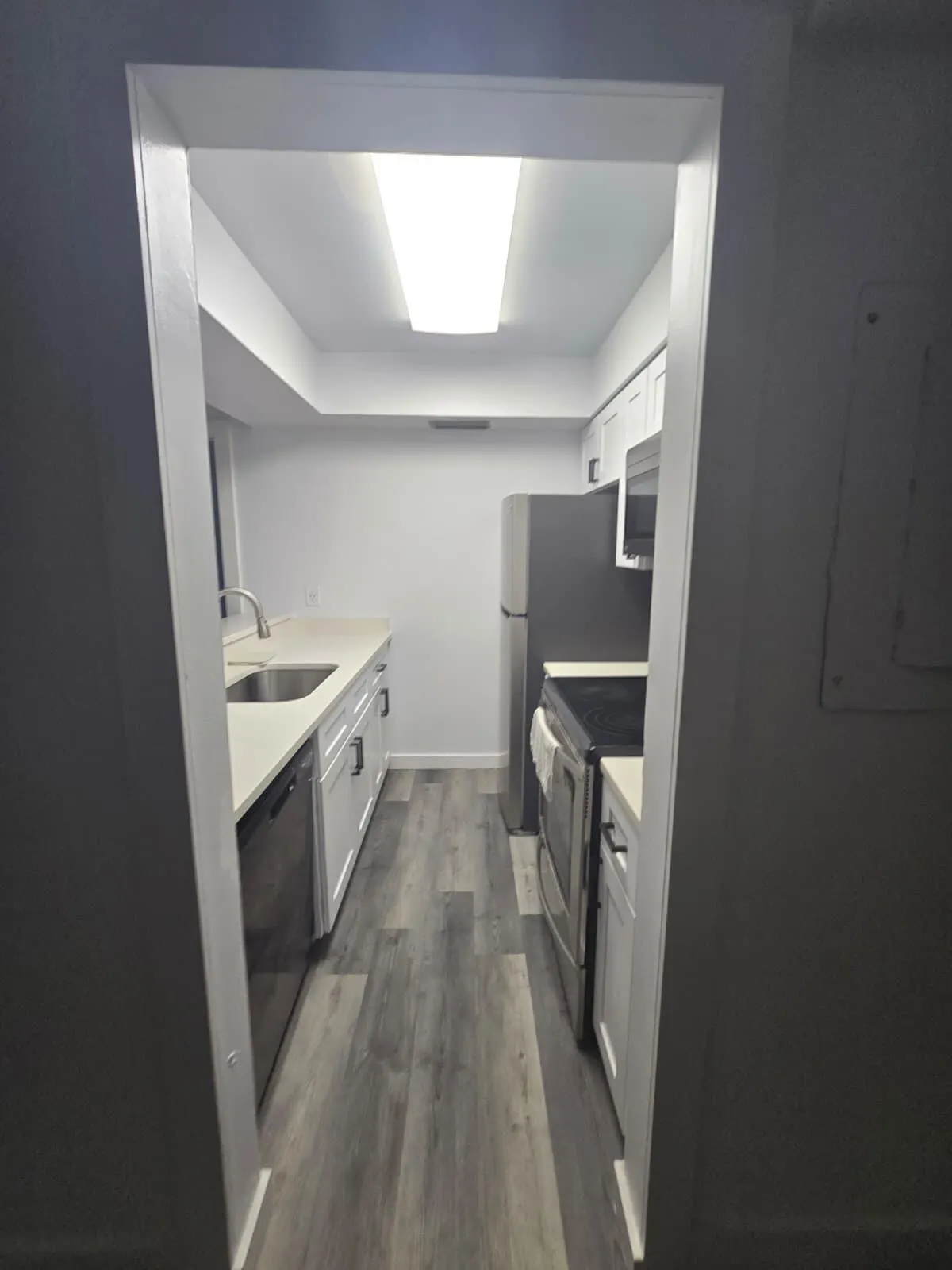 7197 GOLF COLONY Court #104