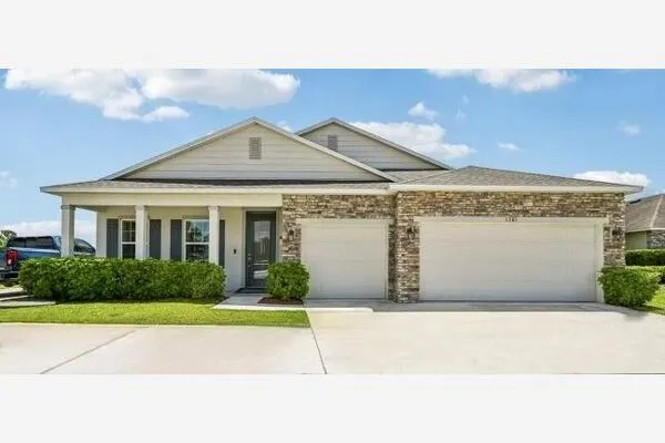 1581 RIDGELY Lane