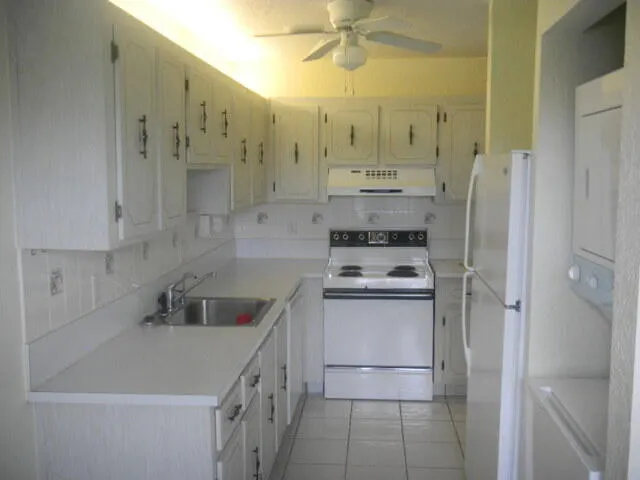 1720 NW 19th Terrace