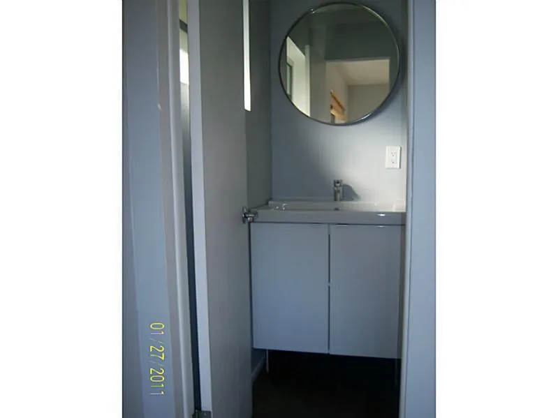 455 NE 16TH Avenue #7