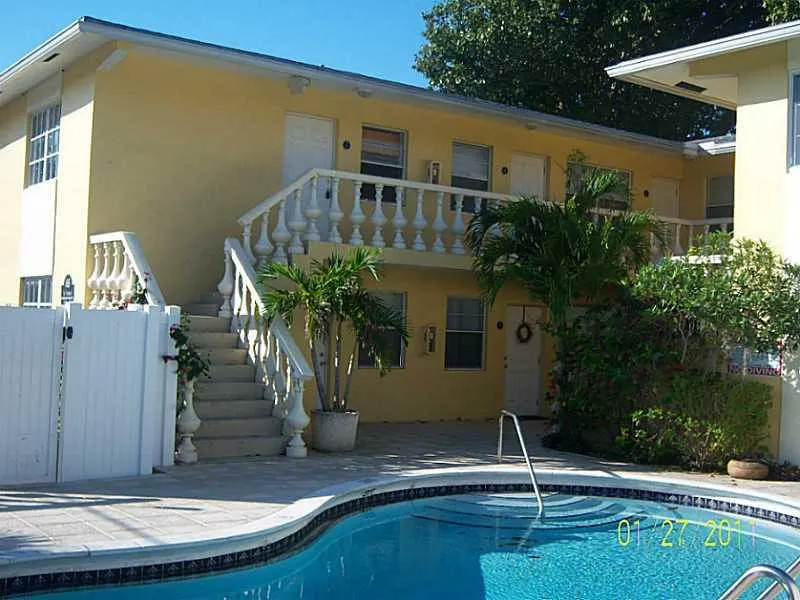 455 NE 16TH Avenue #7