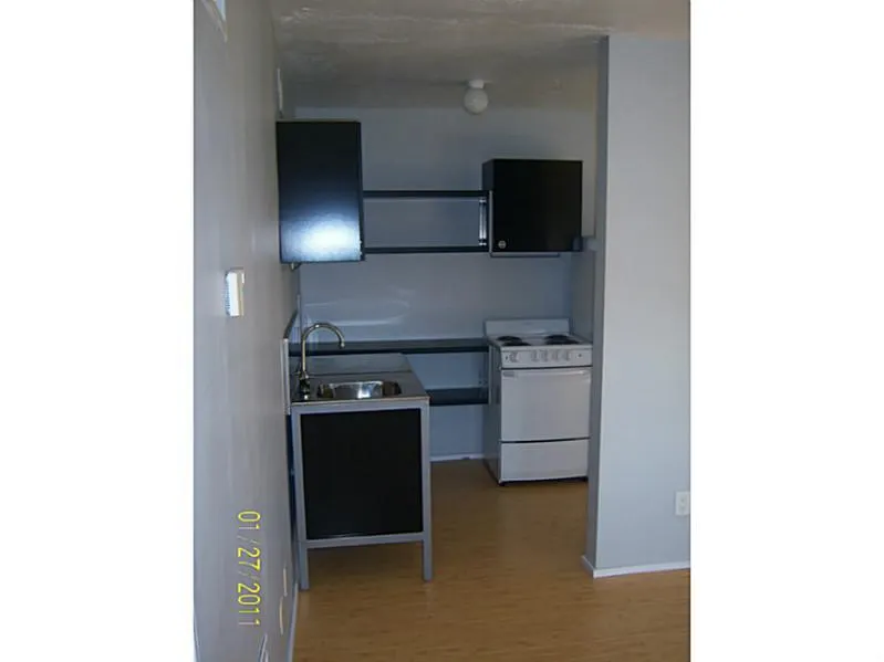 455 NE 16TH Avenue #7