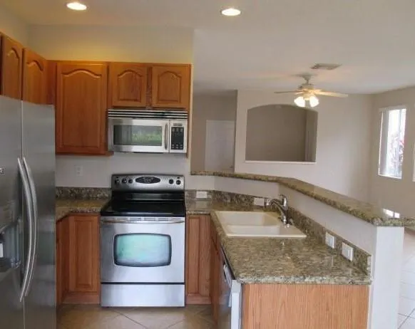 3041 Laurel Ridge Circle