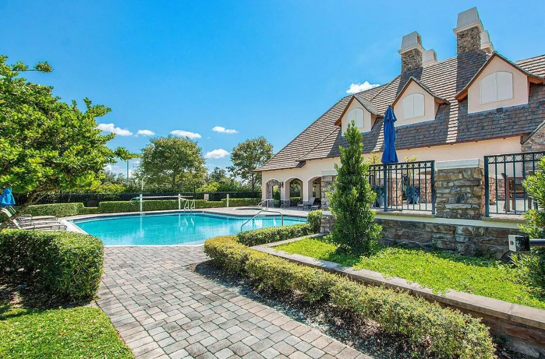 8964 Stone Pier Drive