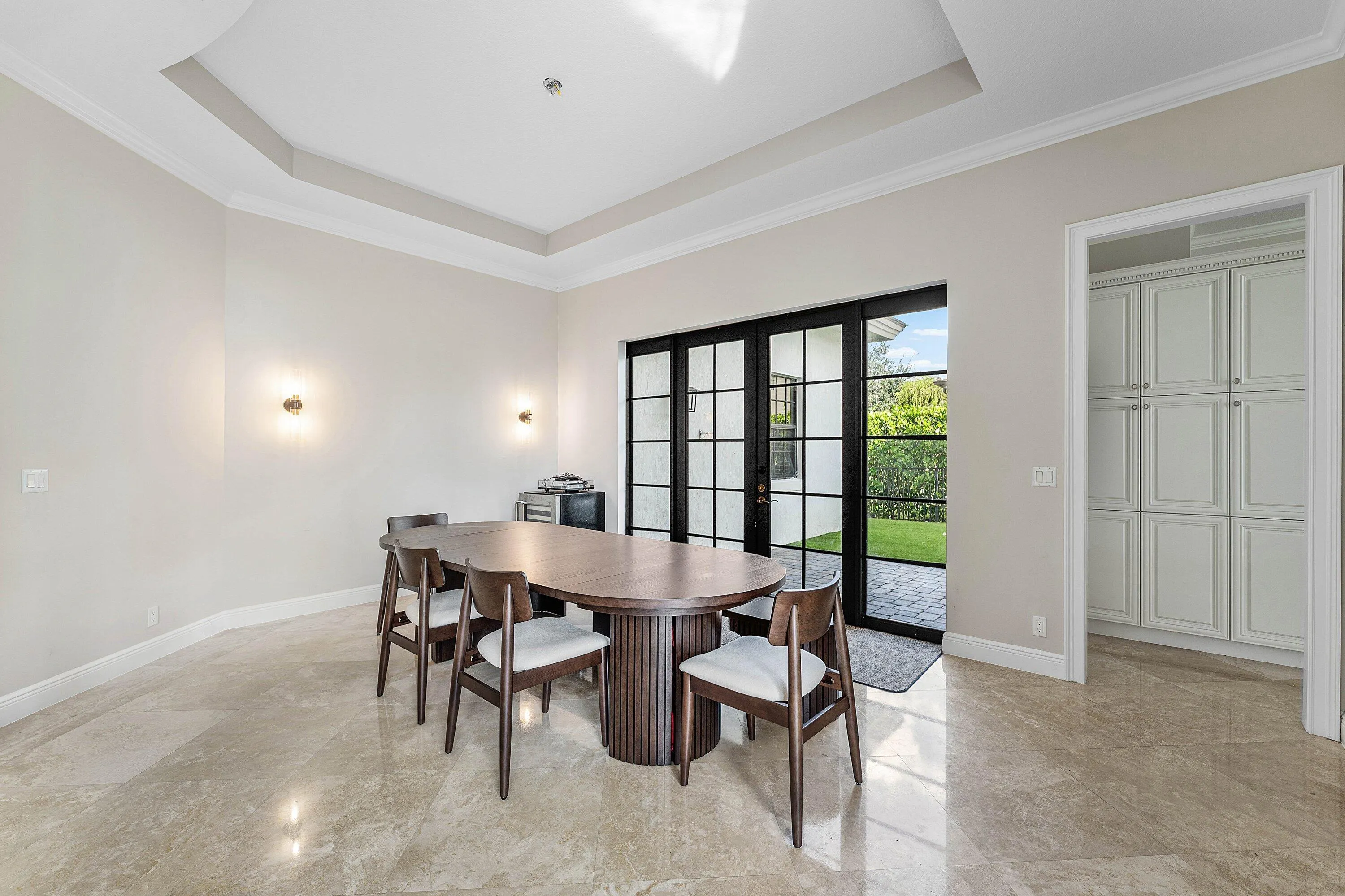 8964 Stone Pier Drive