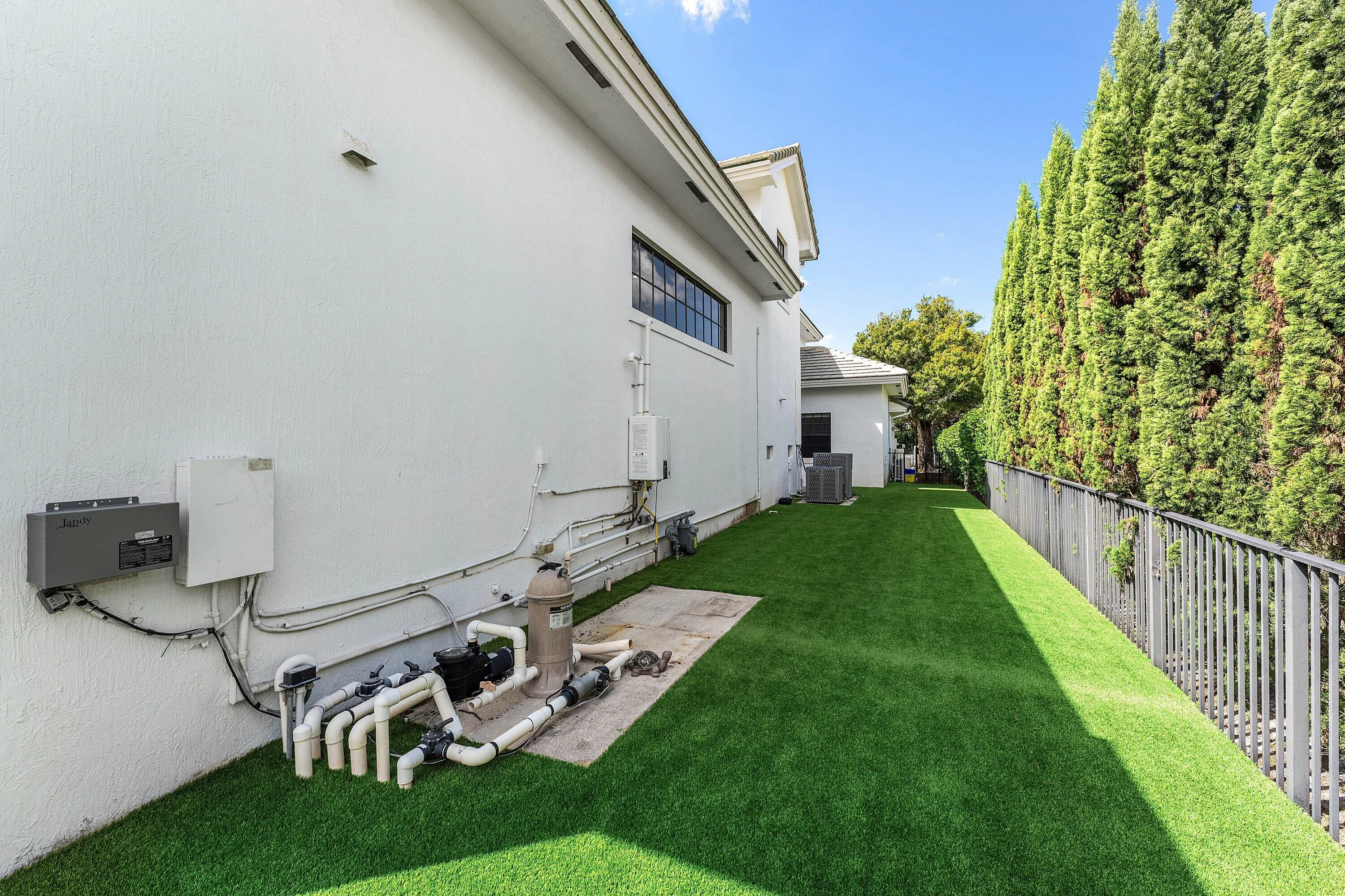 8964 Stone Pier Drive