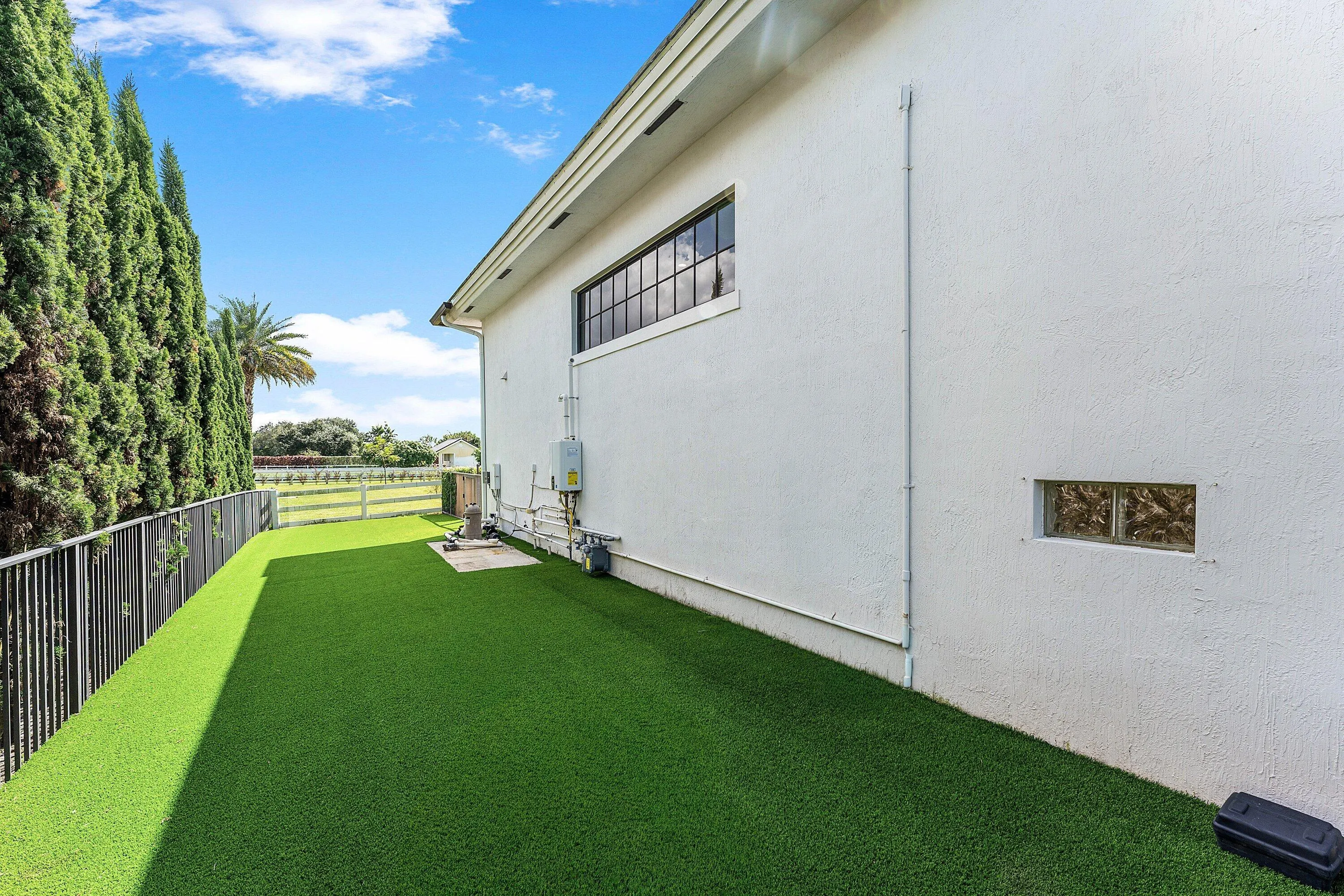8964 Stone Pier Drive