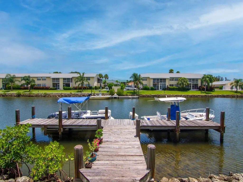 1845 ROBALO Drive #106D