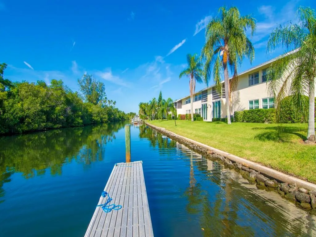 1845 ROBALO Drive #106D