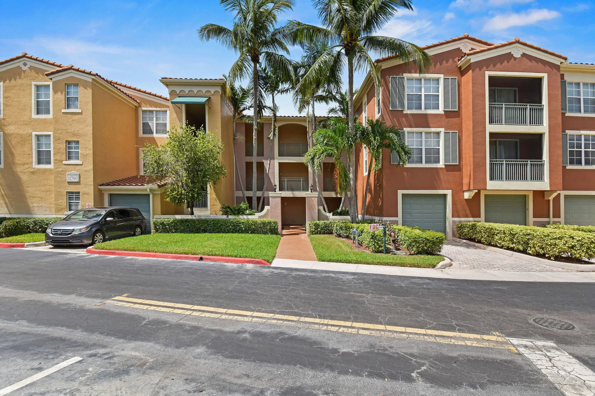 11790 SAINT ANDREWS Place #102