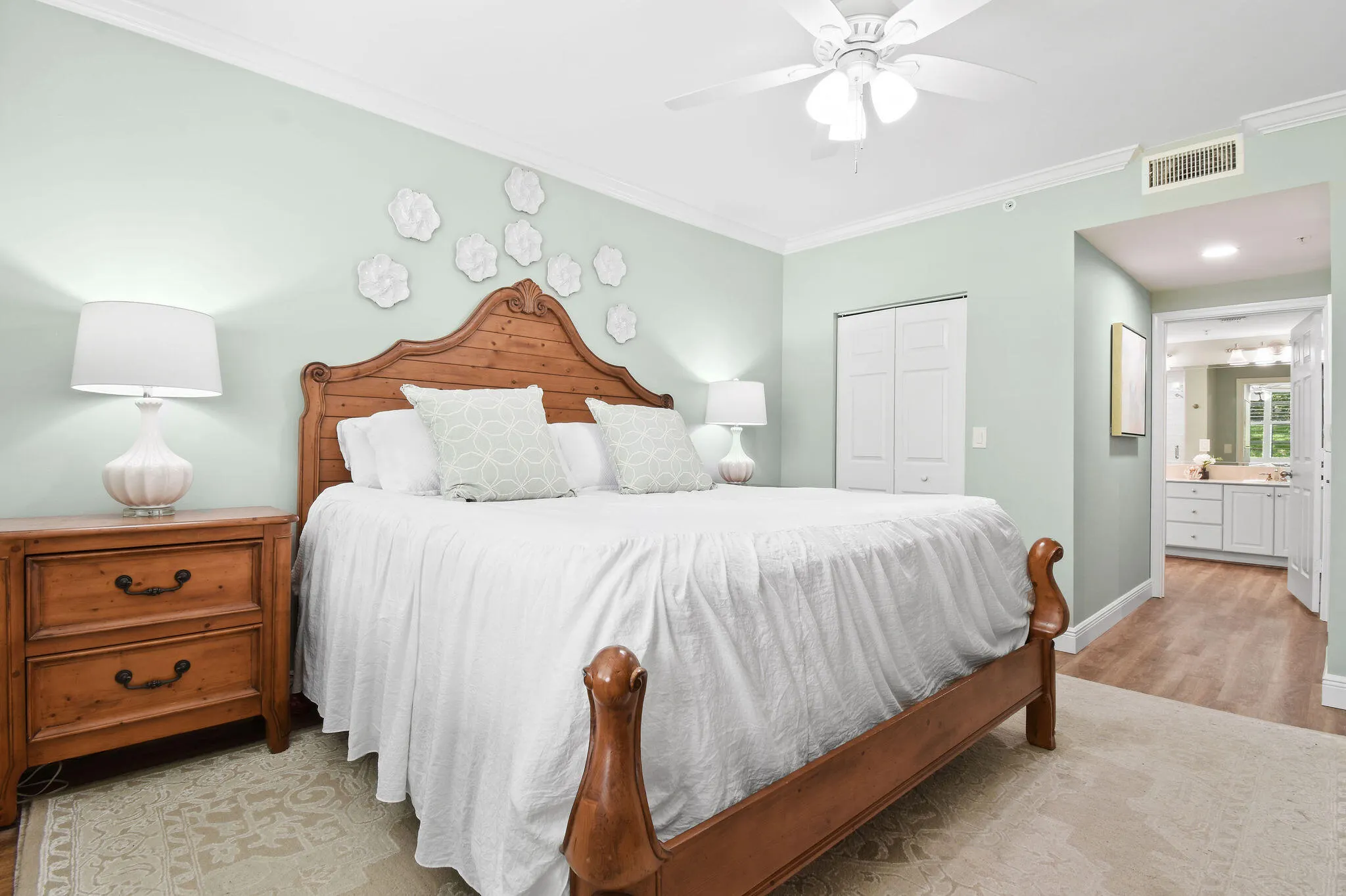 11790 SAINT ANDREWS Place #102