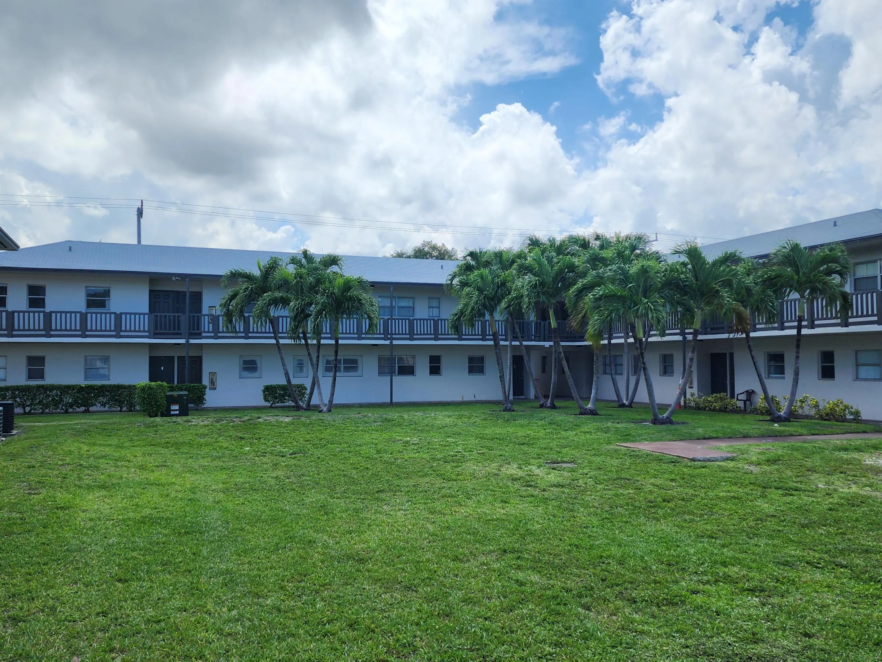 1420 NW 2ND Street #E103