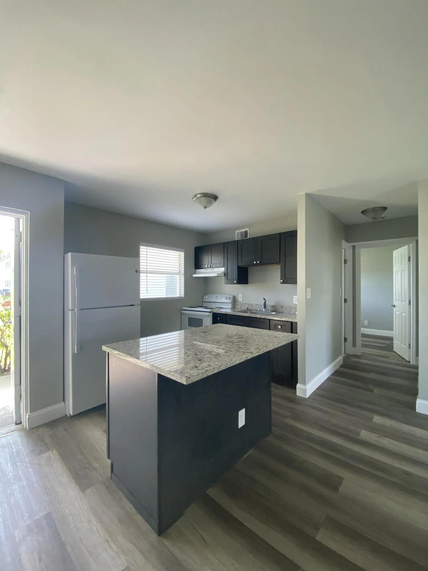 1420 NW 2ND Street #E103