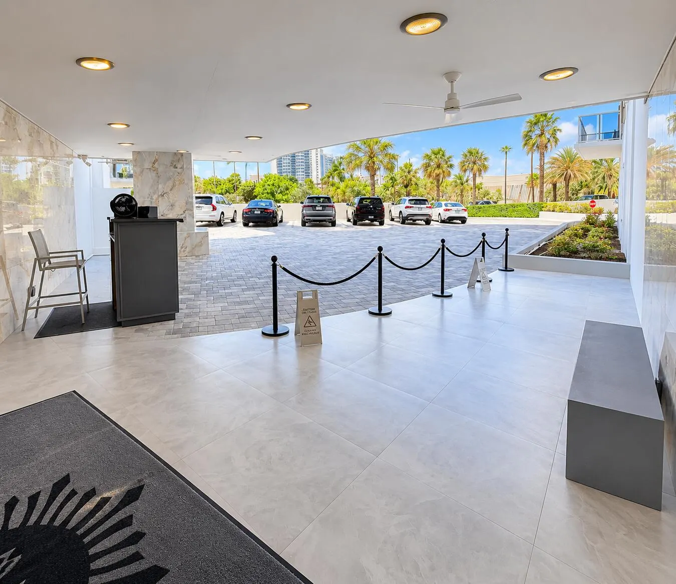 3700 GALT OCEAN Drive #712