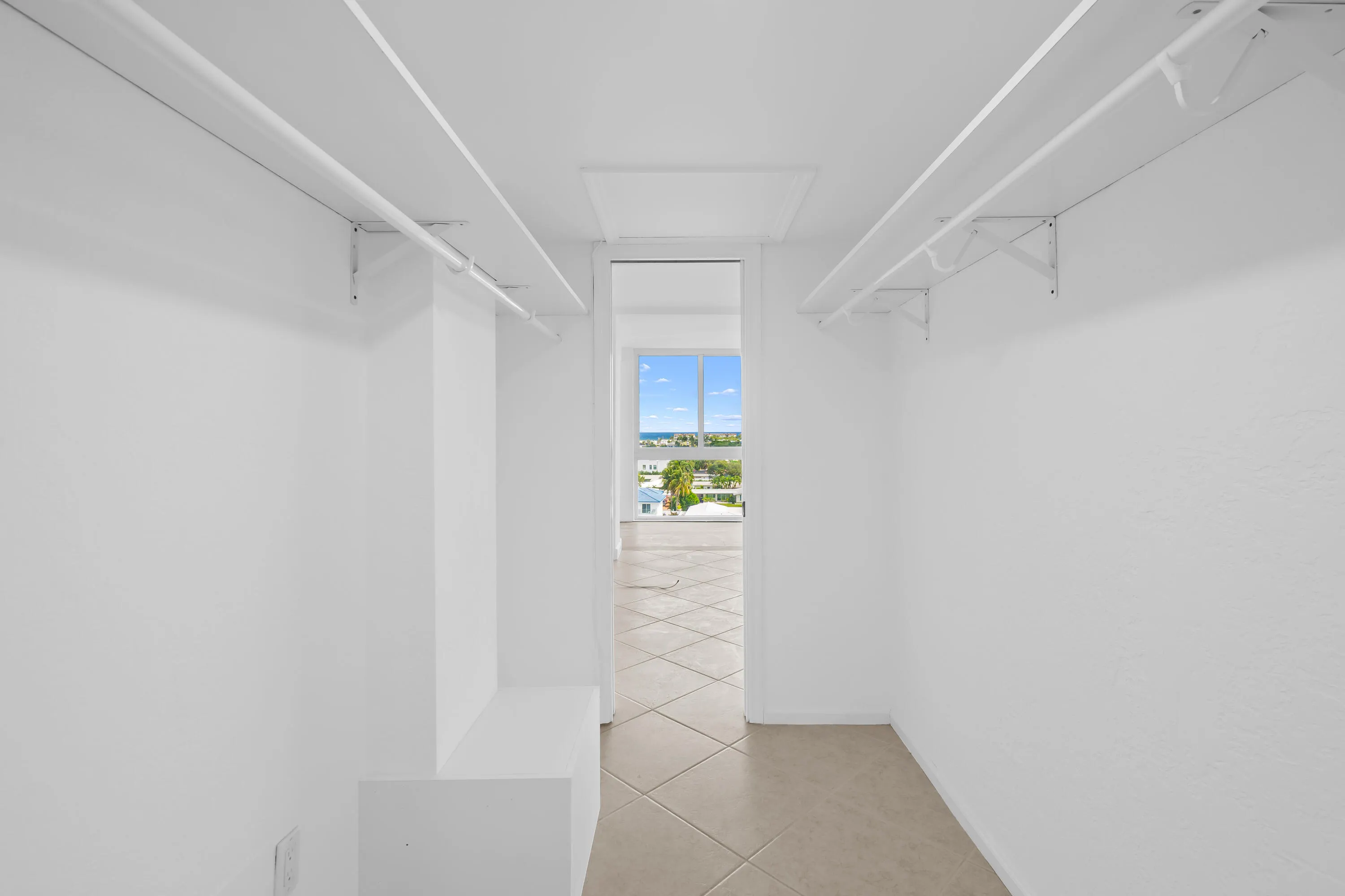 3100 NE 49TH Street #801